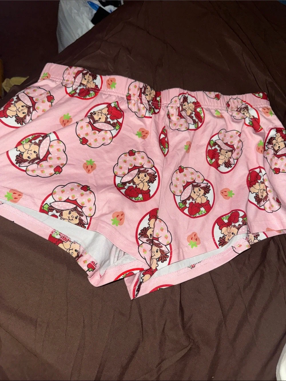 Pink Strawberry Shortcake Print Women's Lounge Shorts